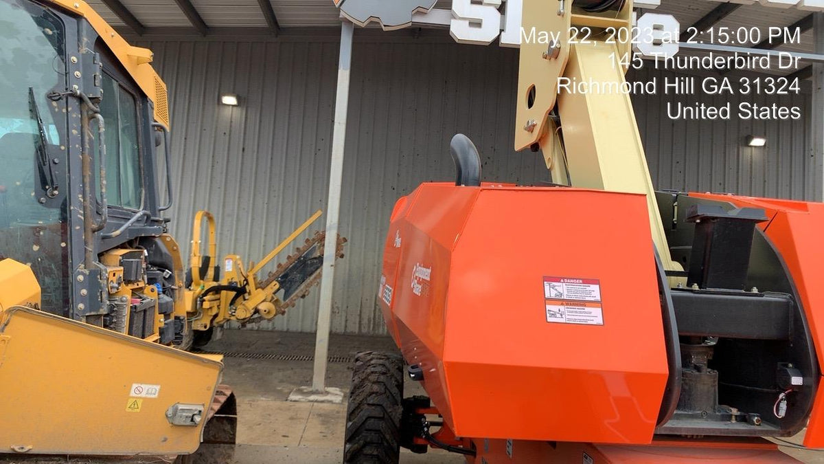 2023 JLG 860SJ