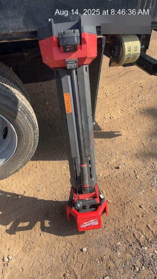 2022 MILWAUKEE 2136-20
