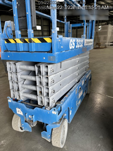 2022 GENIE GS-3232