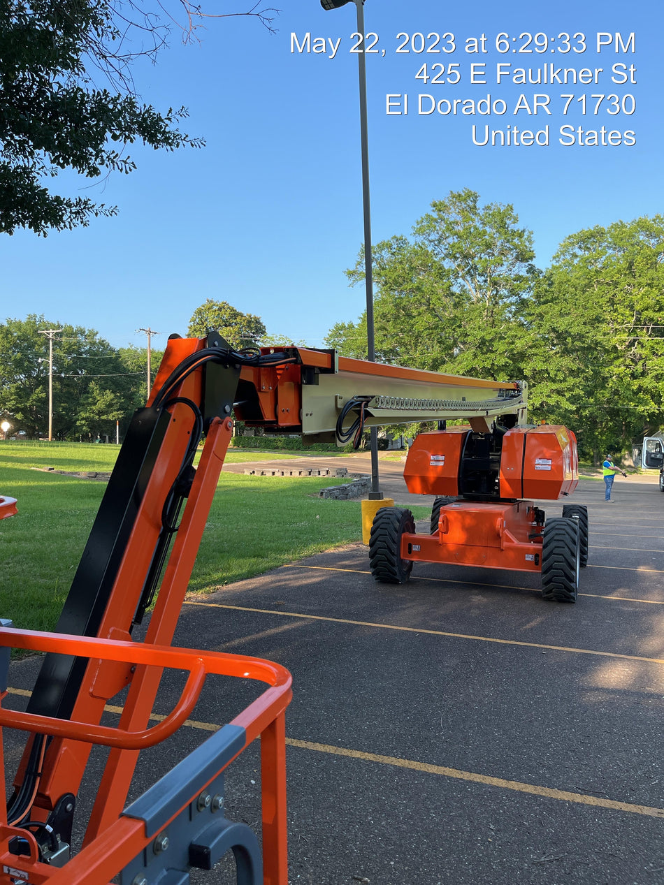 2023 JLG 860SJ