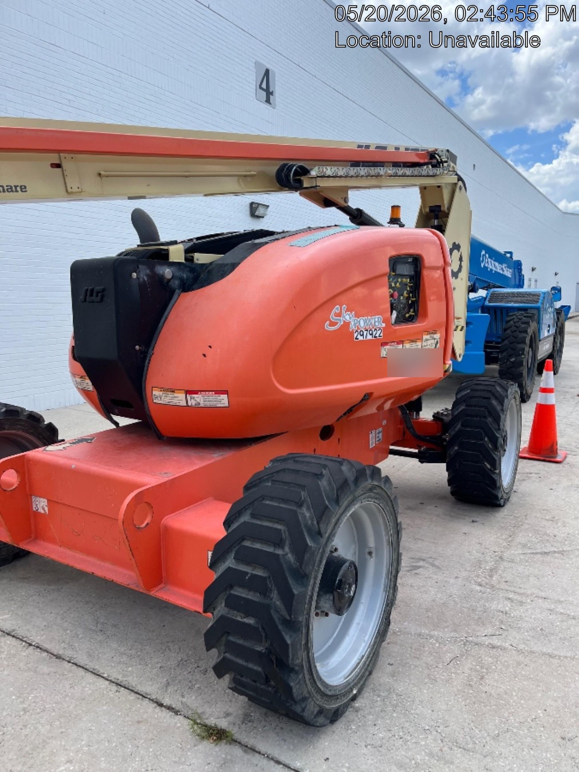 2023 JLG 600AJ