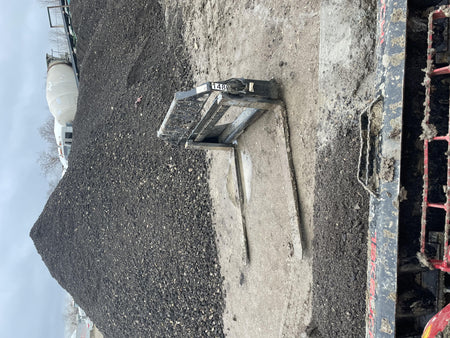 2016 EMKAY 48" Pallet Forks - EMKAY