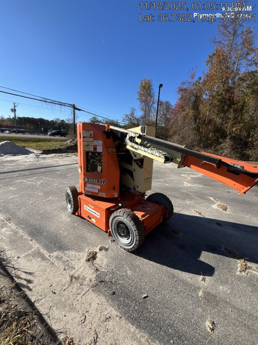 2019 JLG E300AJP