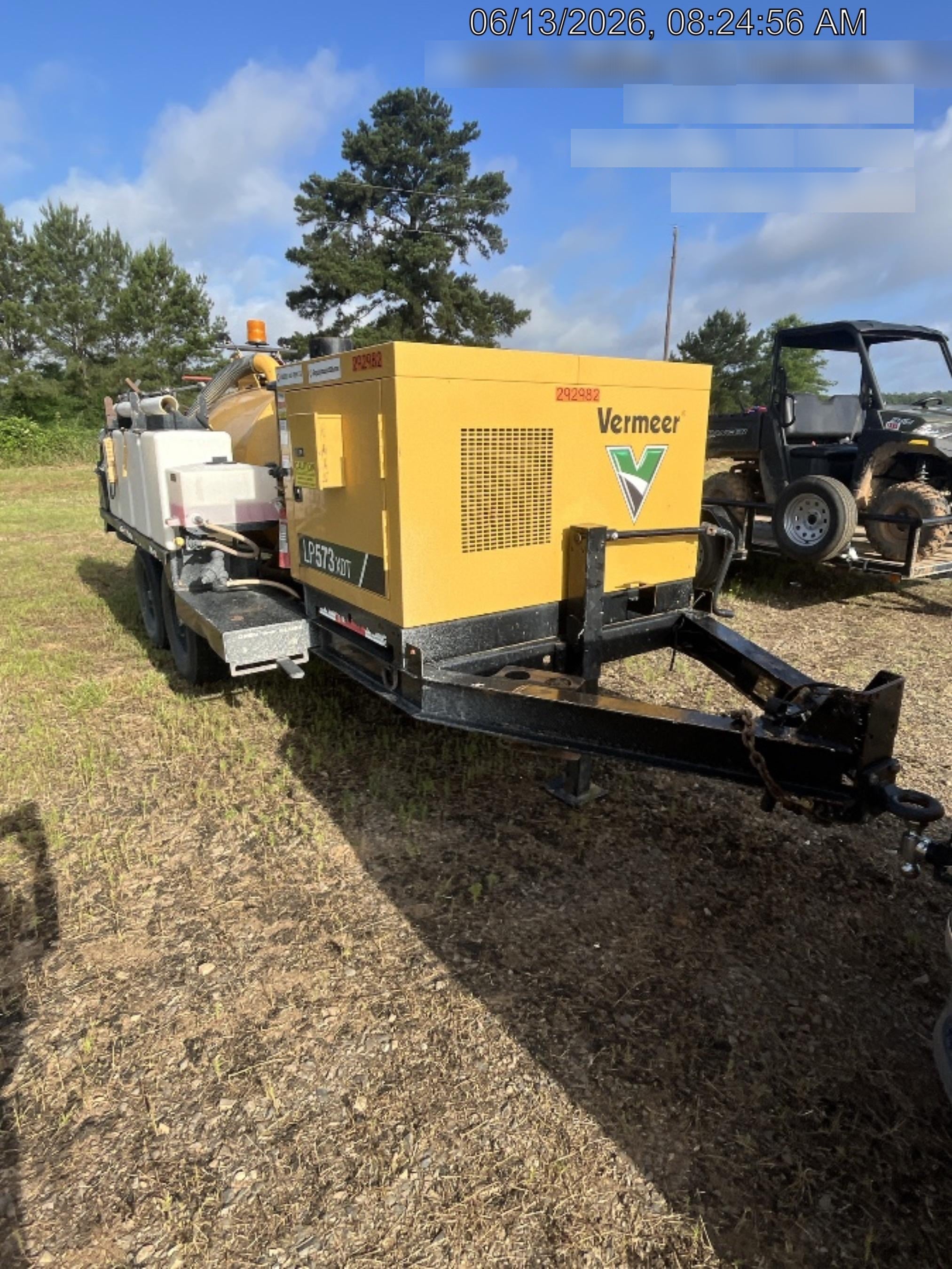 2023 Vac-Tron LP573XDT T4 Koehler Diesel Engine, 500 Gallon Debris Tank, x2 100 Gallon Water Tanks