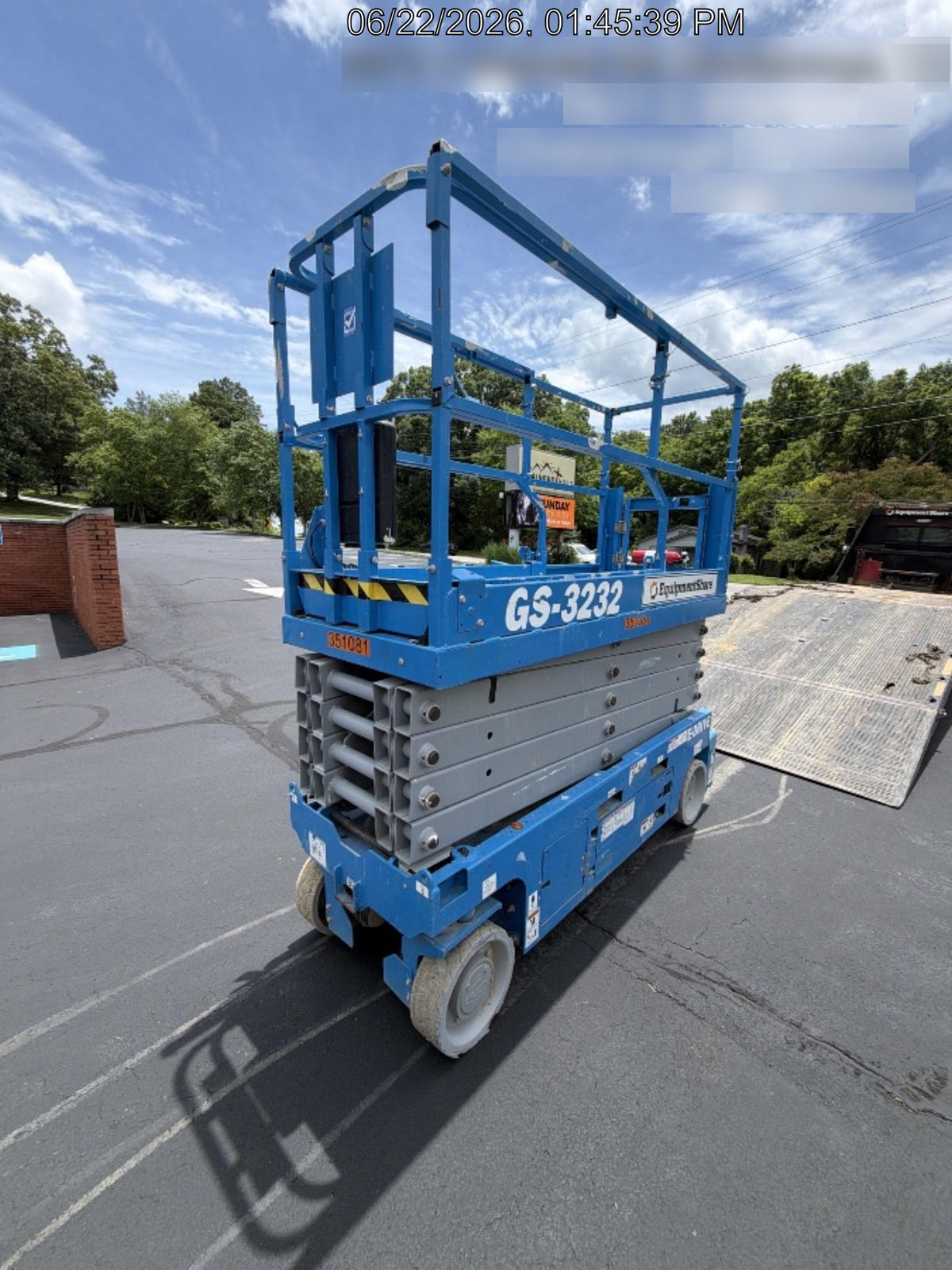 2023 GENIE GS-3232