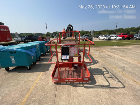 2017 SKYJACK SJ30 AJE