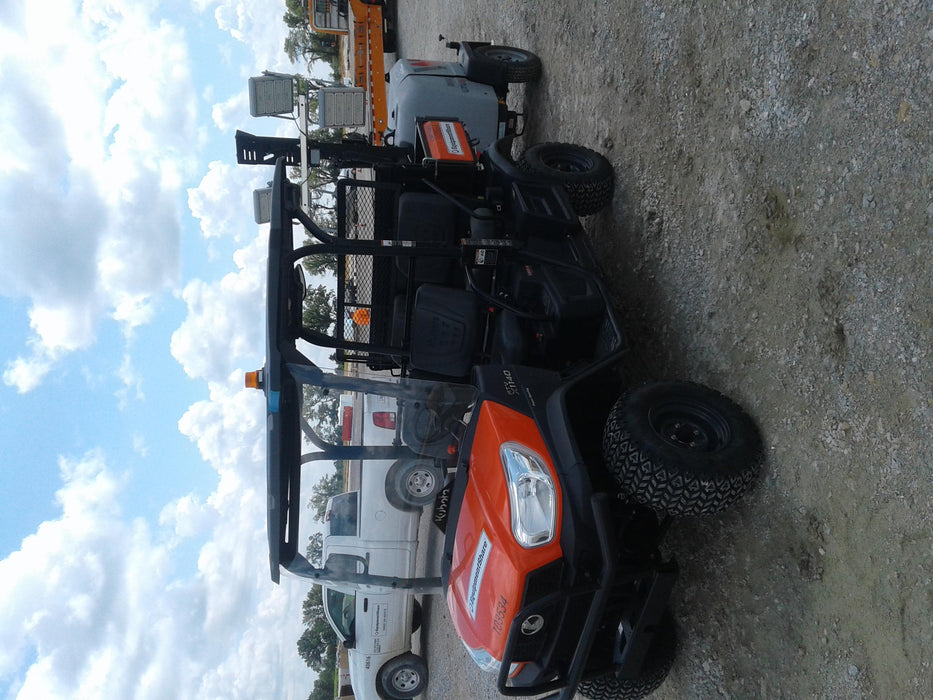 2020 Kubota RTV-X1140W-H 4WD utility cart -LED strobe -Windshield tempered glass -Plastic canopy -Wire harness kit -Backup alarm