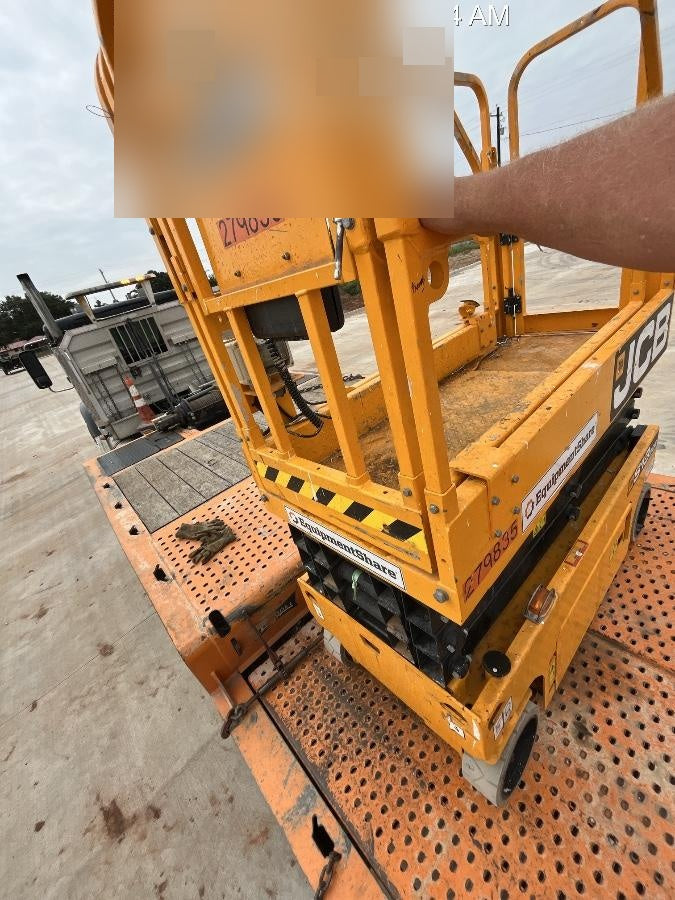2023 JCB S1930E