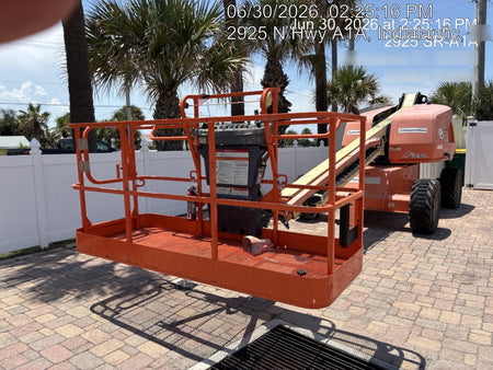 2020 JLG 400S