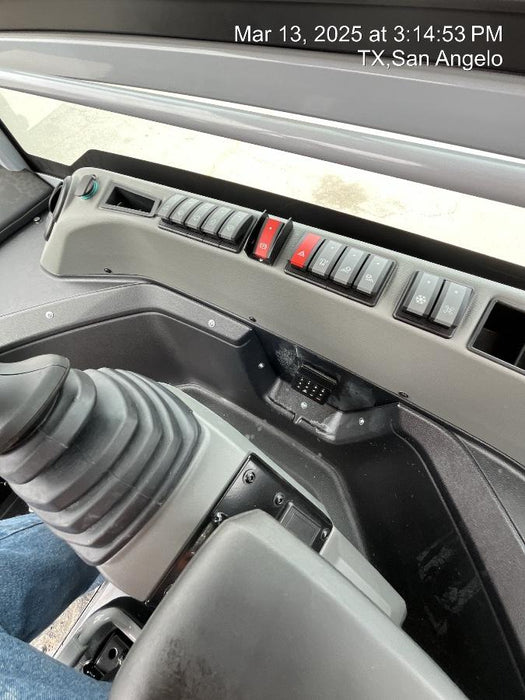 2025 WACKER NEUSON DV604 Cab Standard Tires