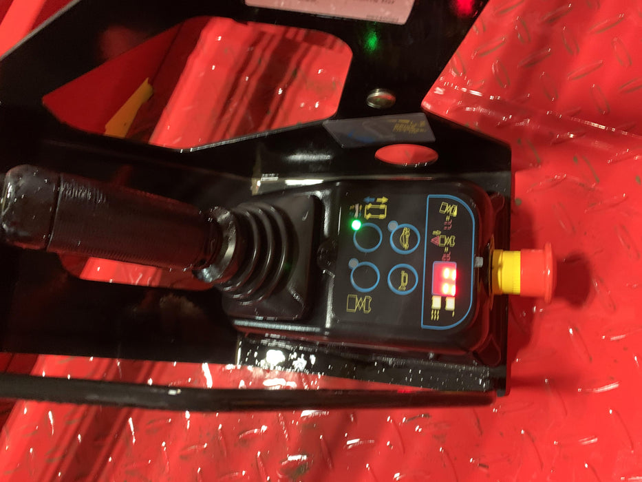 2020 MEC 1330SE Solid NM Tires, Steel Swing out Doors, LCS, Beacon, 900W Invertor