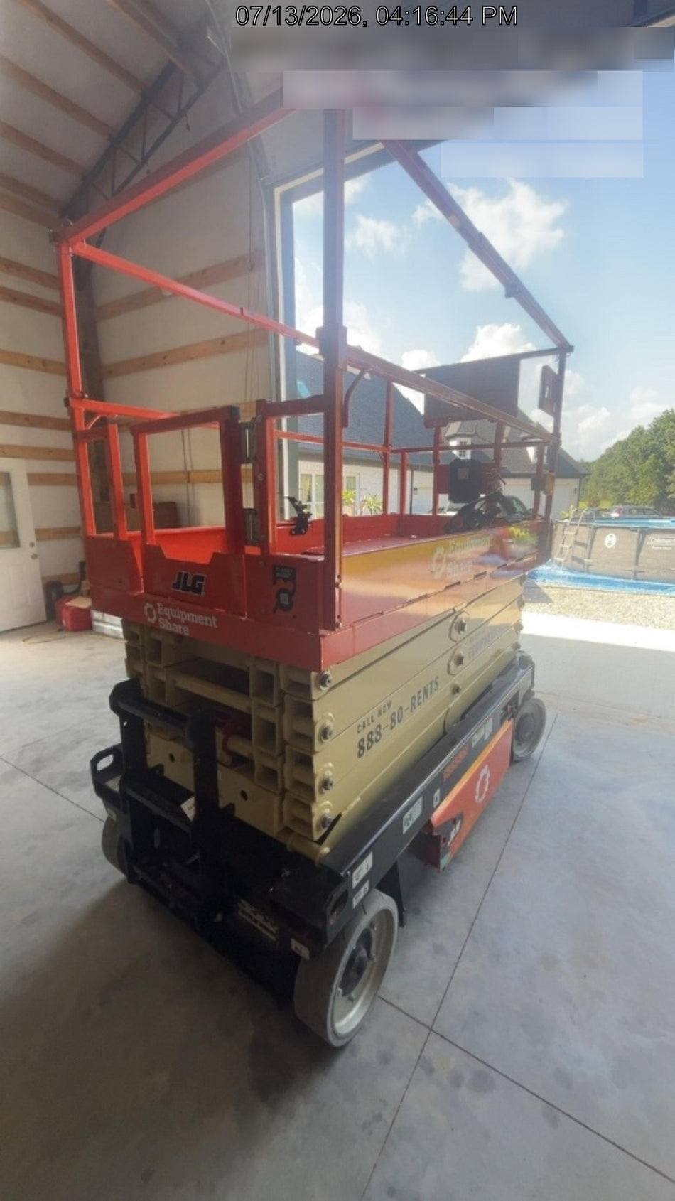 2025 JLG ES3246