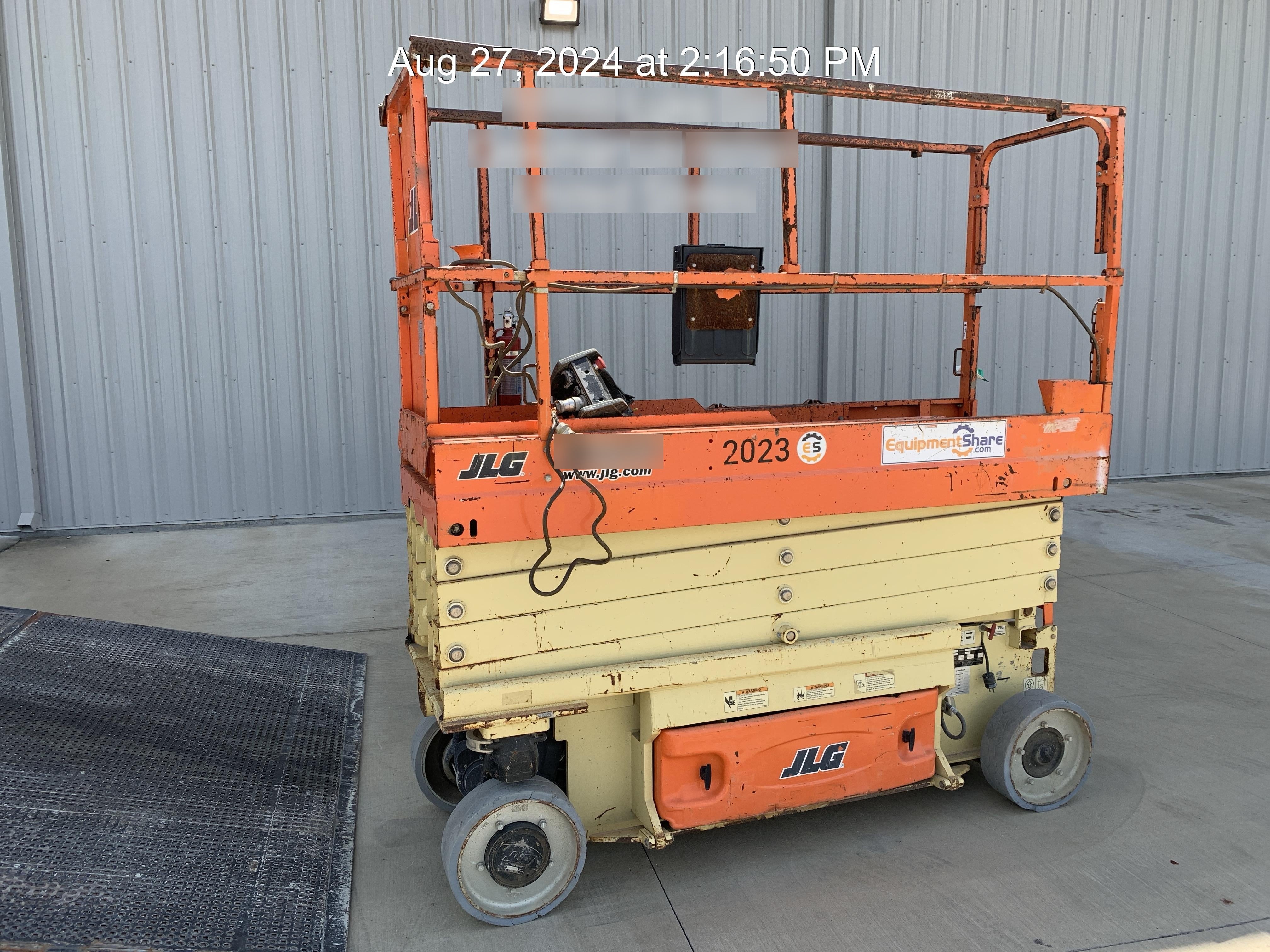 2016 JLG 2632ES