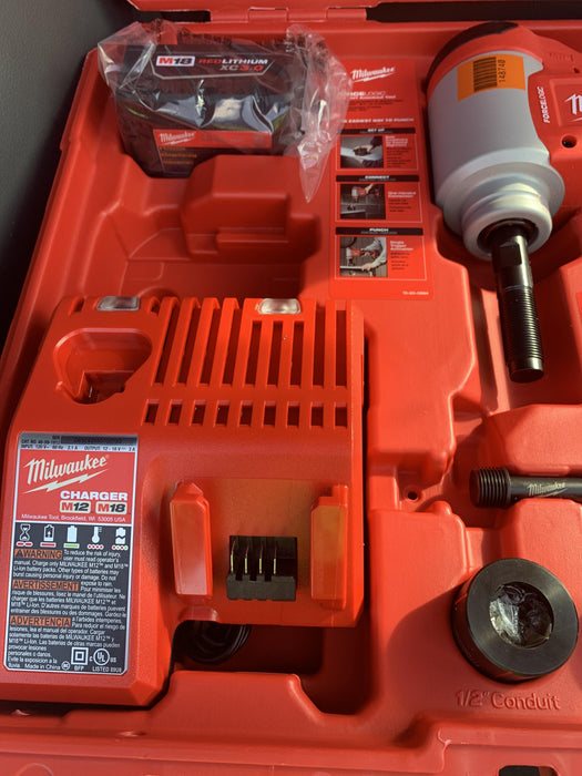 2021 MILWAUKEE 2676-22