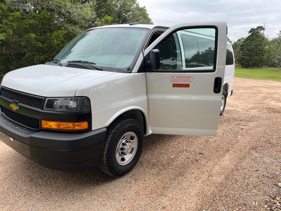 2025 CHEVROLET Express Van - Rental