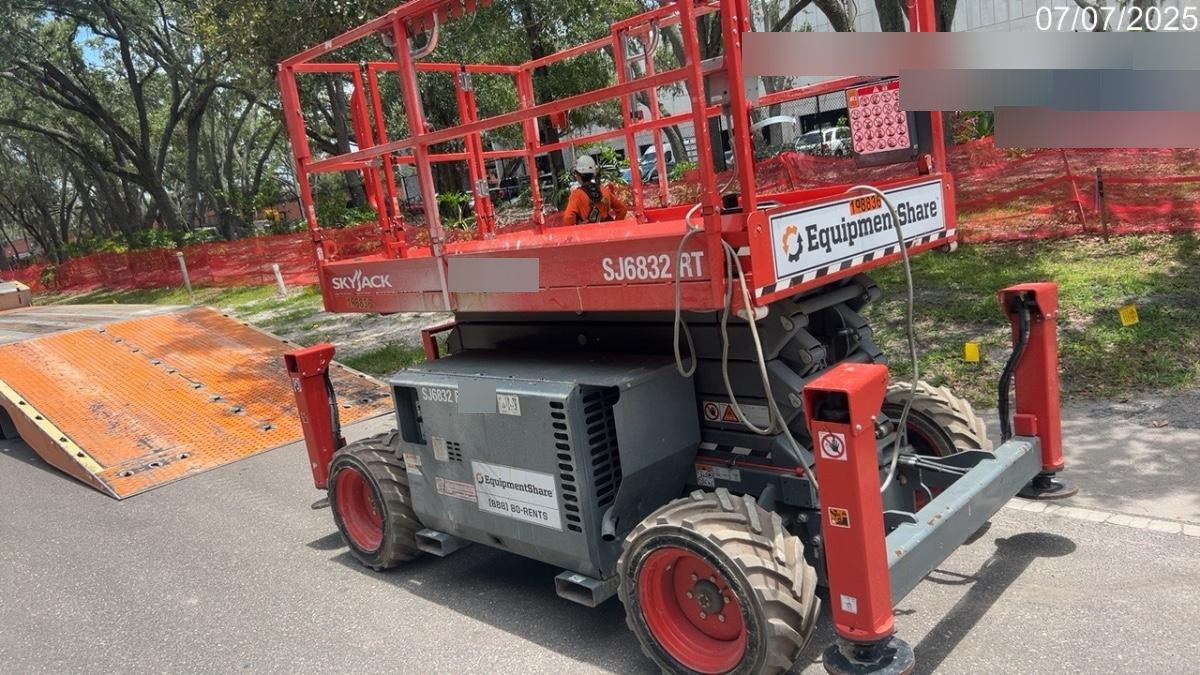 2021 SKYJACK SJ6832 RT