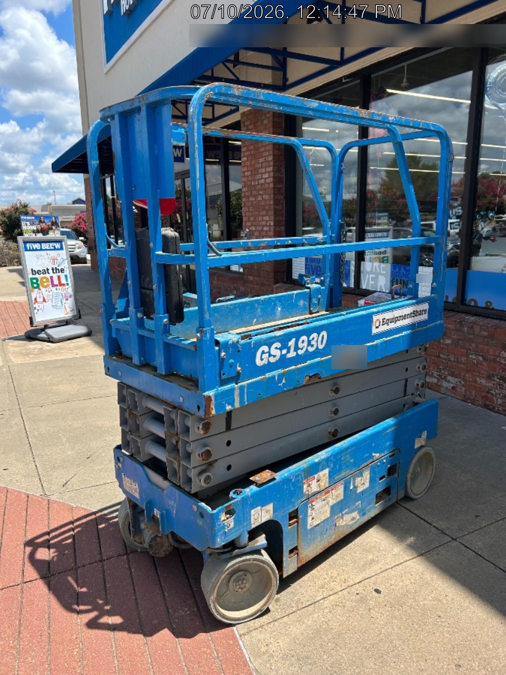 2019 Genie GS-1930 Fixed Rails with Chain Entry