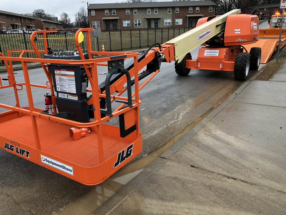 2019 JLG 660SJ