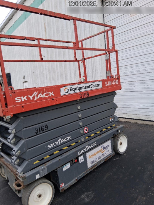 2017 Skyjack SJIII-4740 Standard