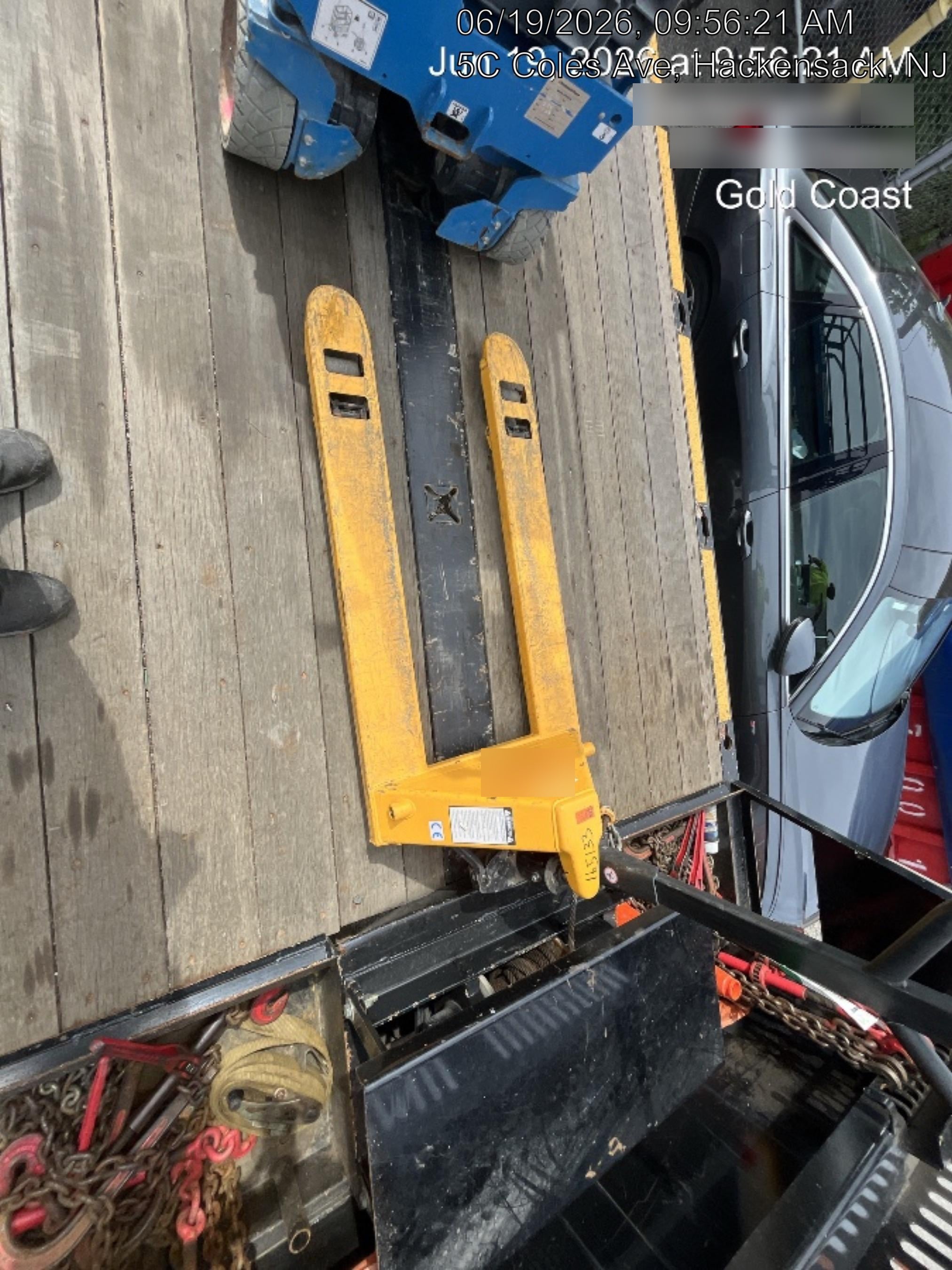 2021 ULINE 4400 lb Pallet Jack
