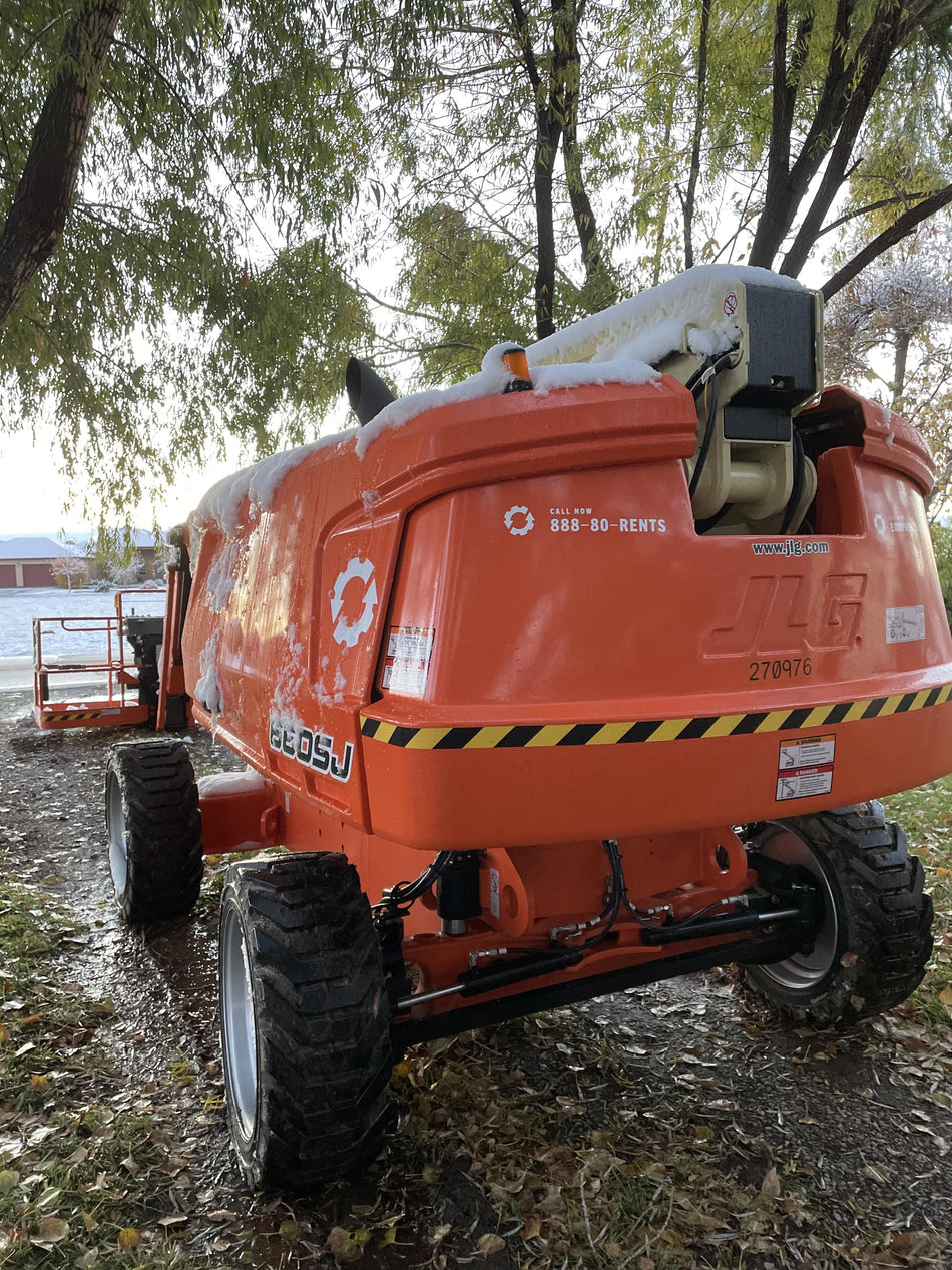 2022 JLG 660SJ