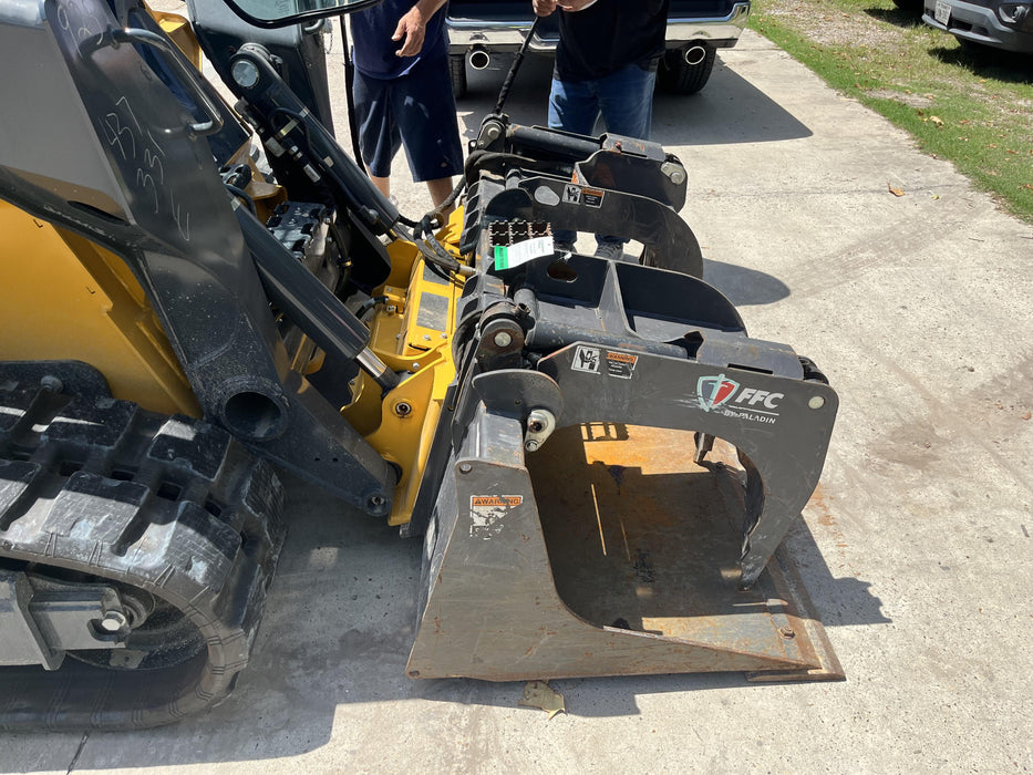 2020 PALADIN 72" Scrap Grapple Bucket - Paladin