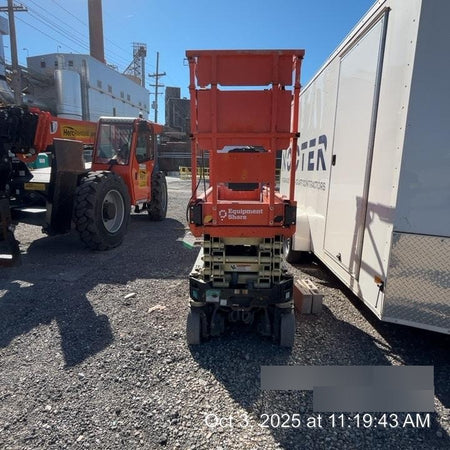 2022 JLG ES1932