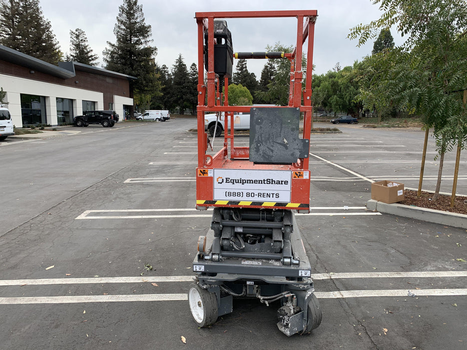 2020 Skyjack SJIII-3219 Solid NM Tires, Half height spring hinged entry gate, Dual Beacons, 800W Inverter