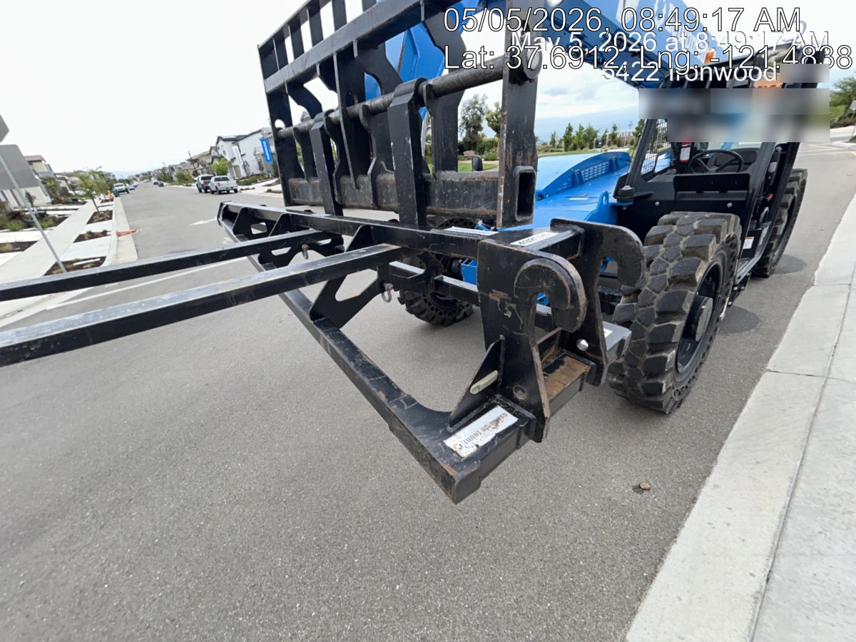 2024 JLG 1001275853