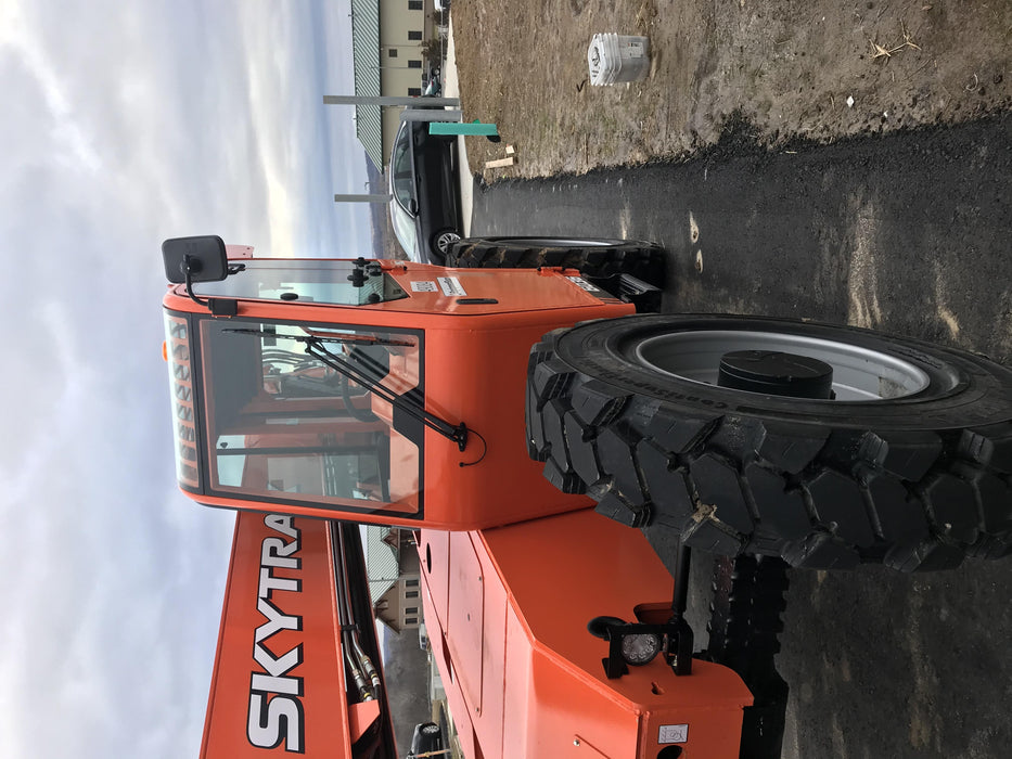 2019 Skytrak 6036 Cab/Heat/Air, Solid Tires, LED Work Lights, Beacon w/50" Carriage, 48" Pallet Forks