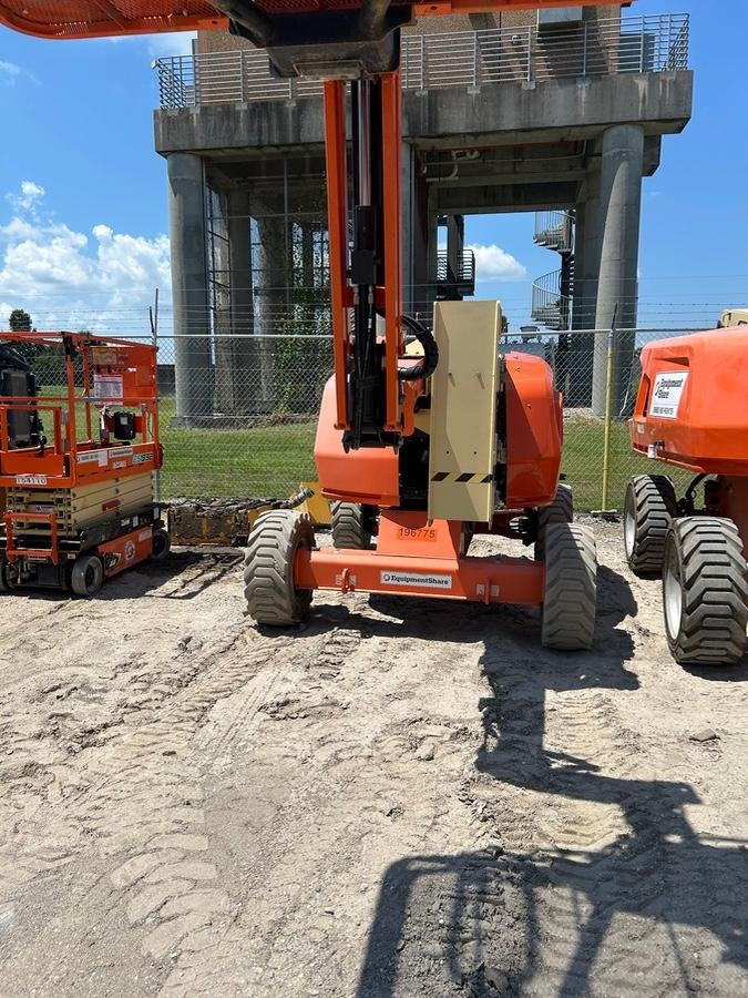 2021 JLG 450AJ
