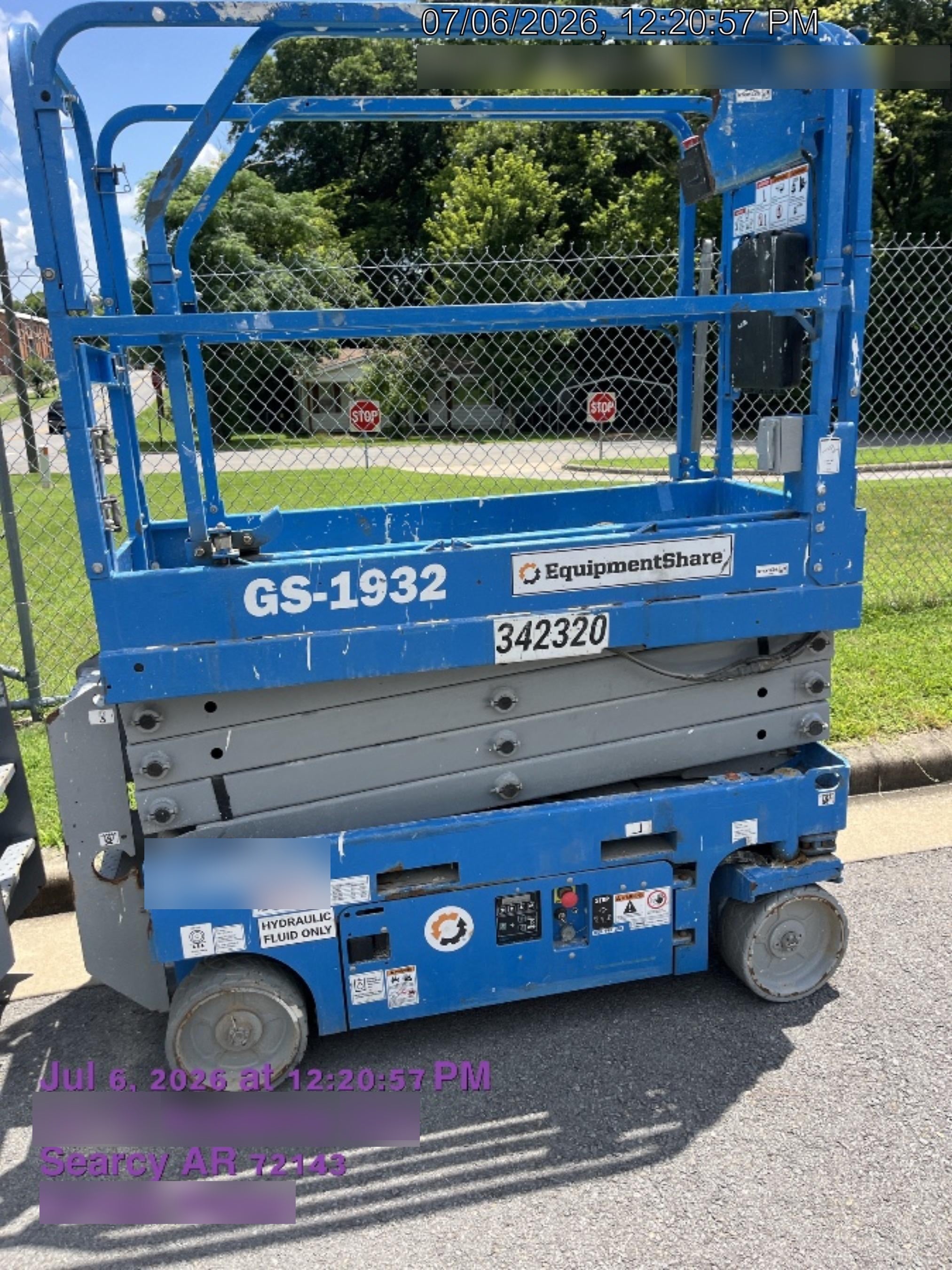 2023 GENIE GS-1932