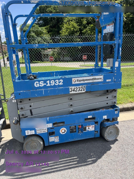 2023 GENIE GS-1932