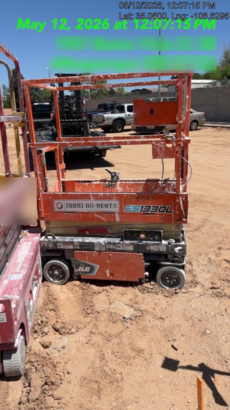2021 JLG ES1330L