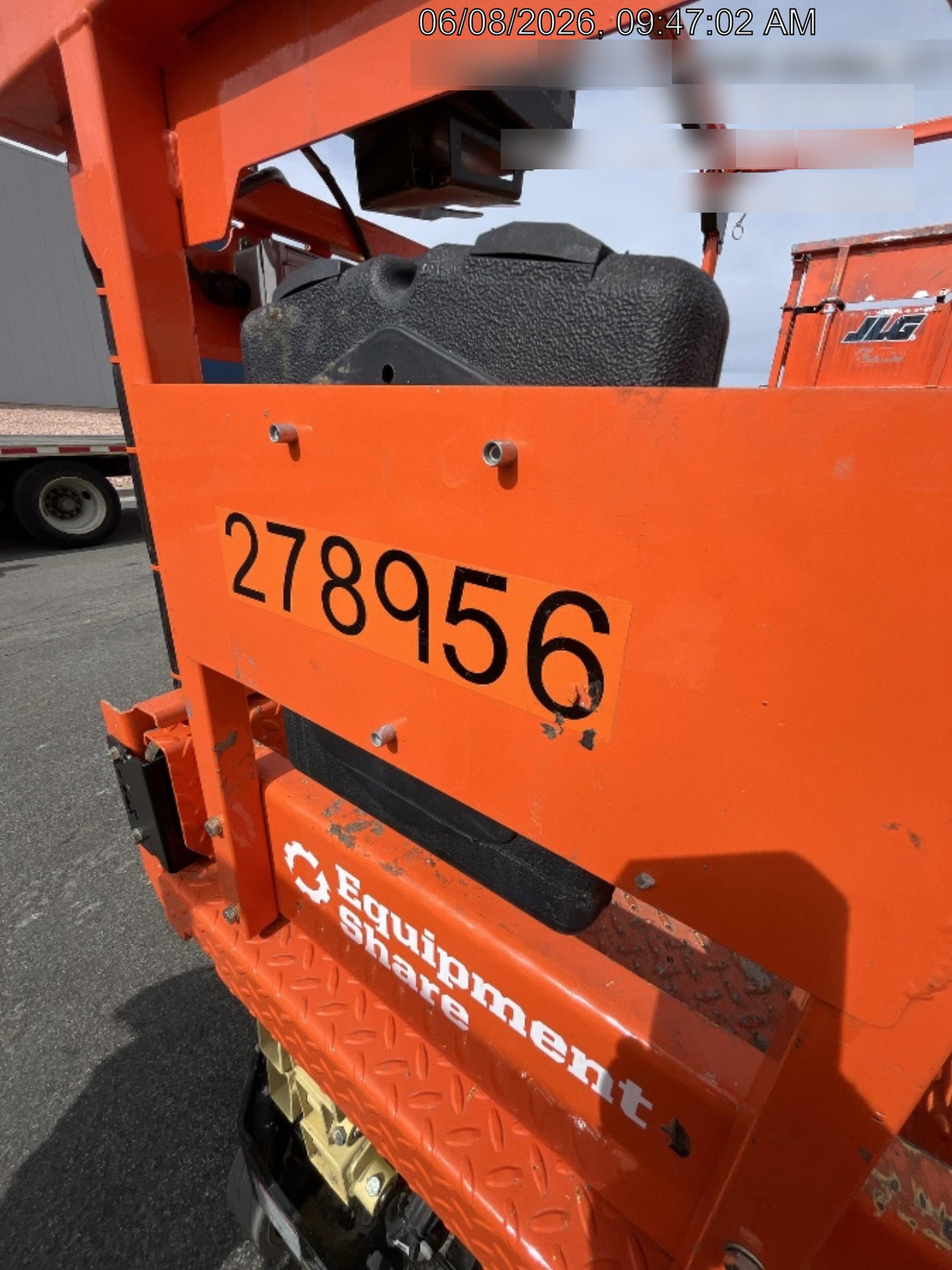 2022 JLG ES1932