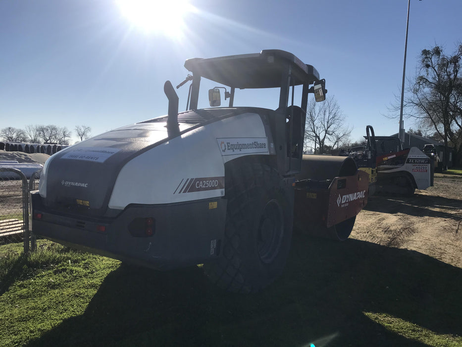 2020 DYNAPAC CA2500D