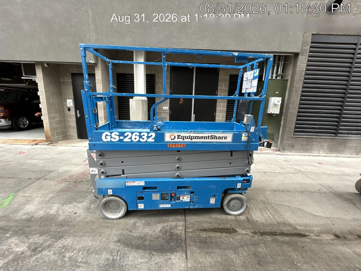 2023 GENIE GS-2632