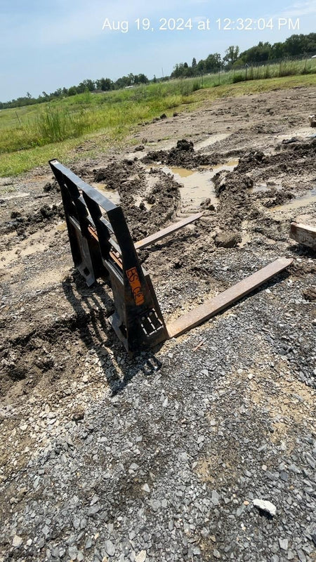 2021 PALADIN 48" Pallet Forks - Paladin