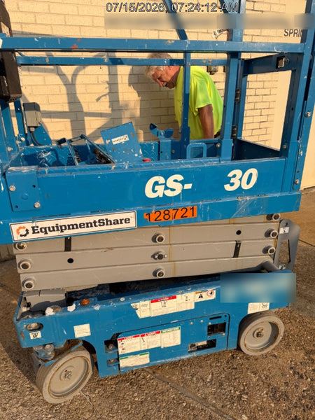 2021 GENIE GS-1330m