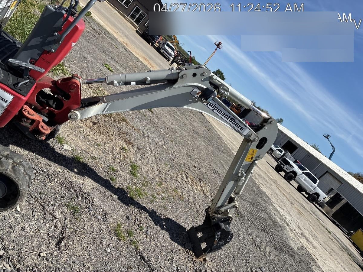 2022 TAKEUCHI TB210R