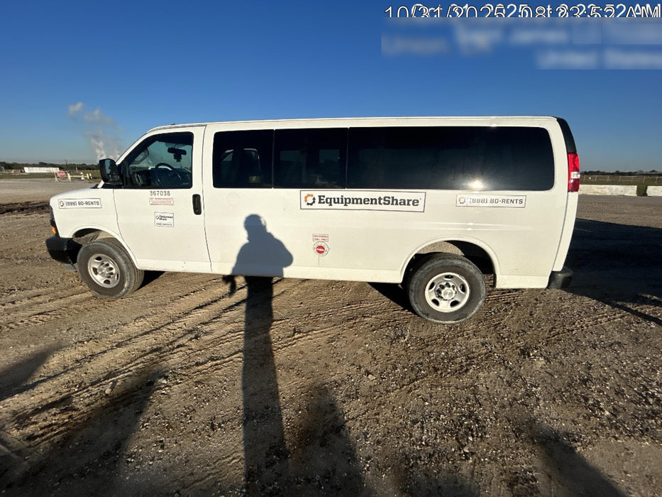 2023 CHEVROLET Express Van - Rental