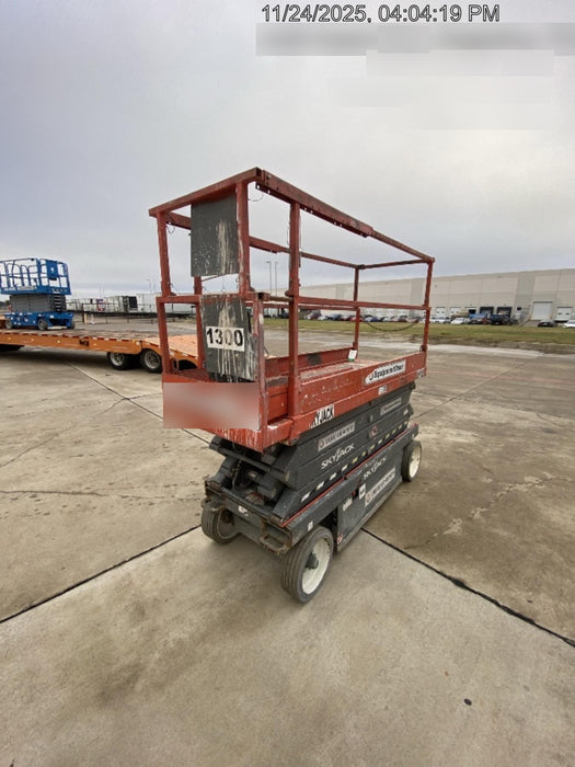 2016 Skyjack SJIII-3226 26' Scissor Lift