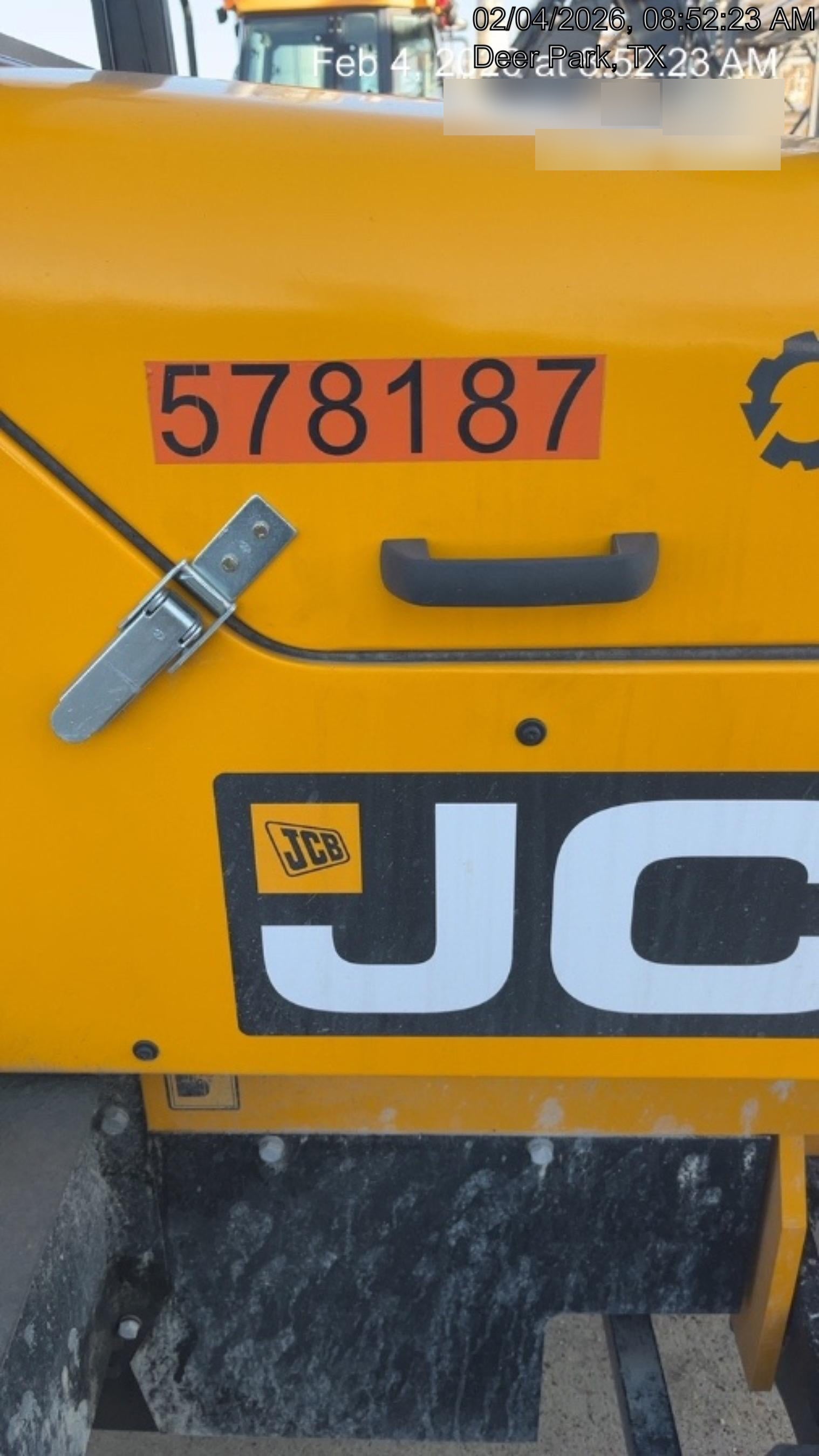 2025 JCB 930-4