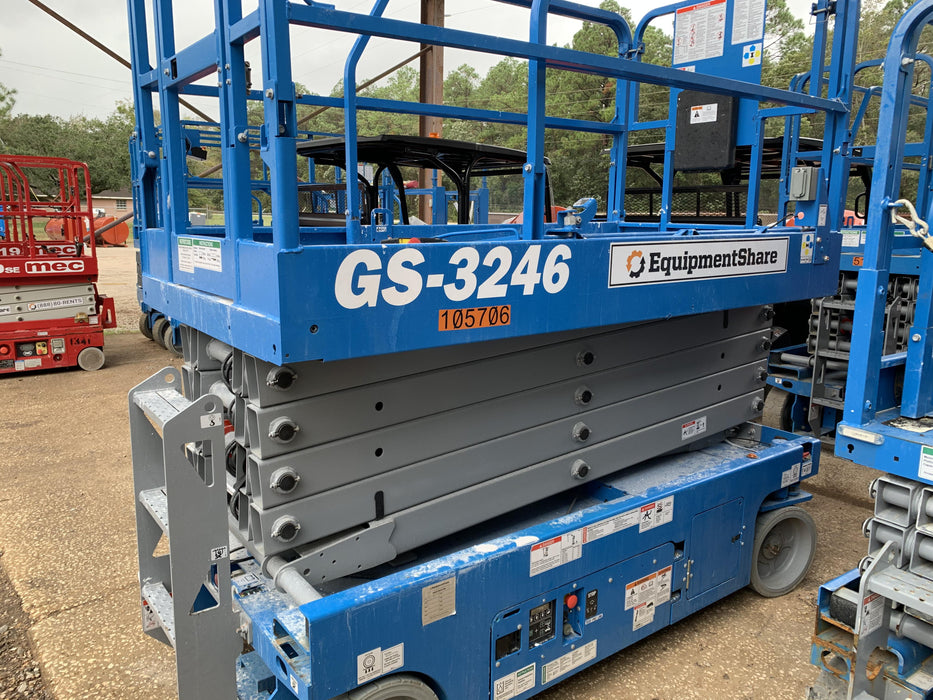 2020 Genie GS-3246 Standard, Folding full height swing gate