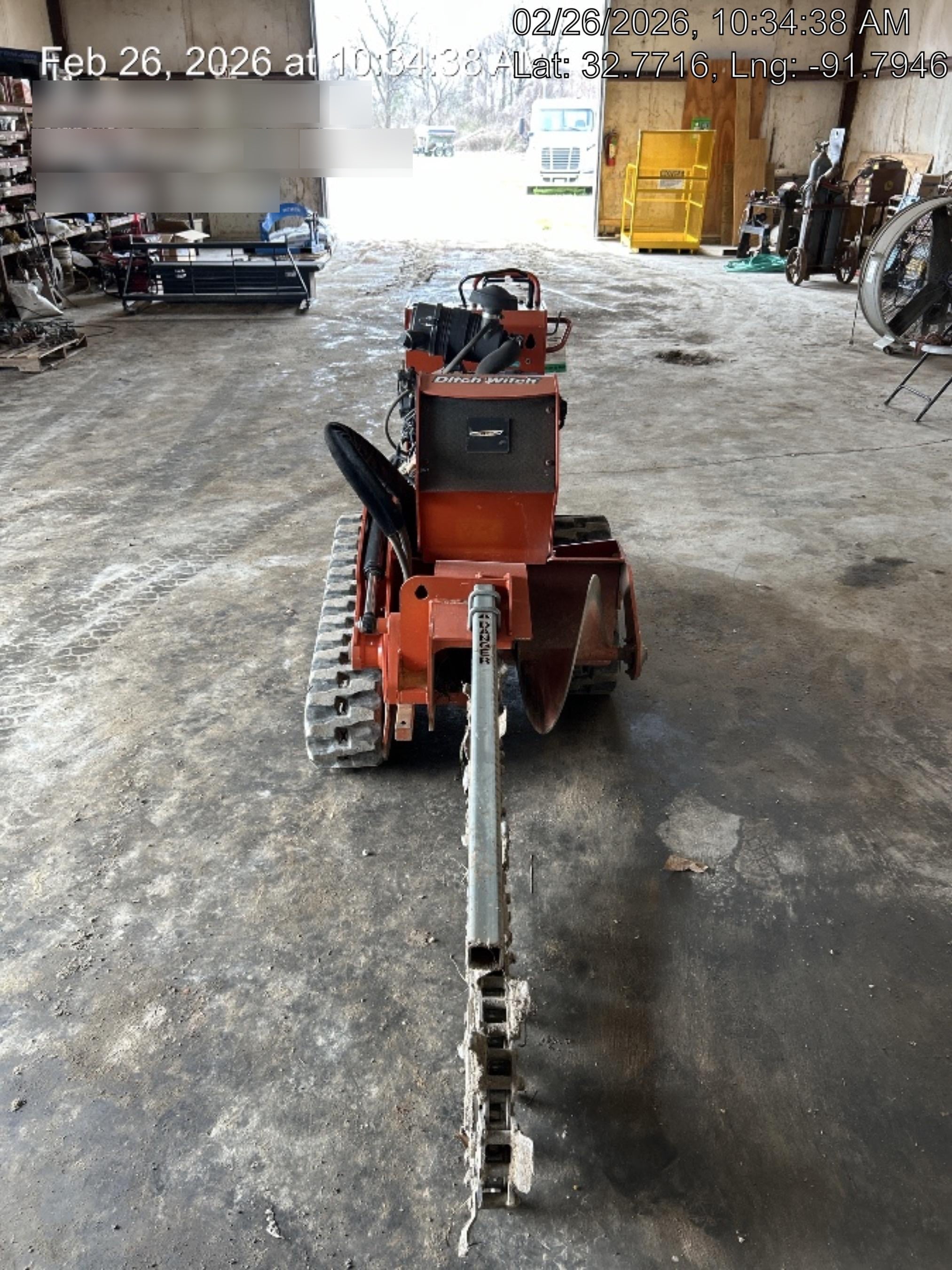 2020 DITCH WITCH C24XA
