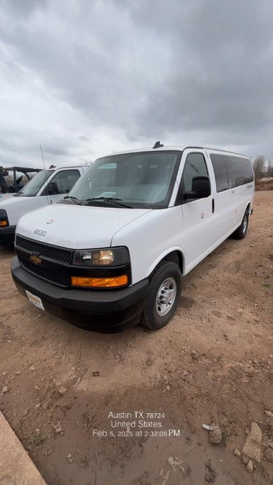 2025 CHEVROLET Express Van - Rental