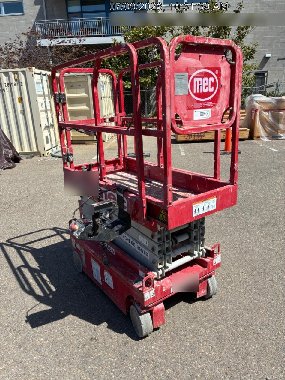 2020 MEC 1330SE Solid NM Tires, Steel Swing out Doors, LCS, Beacon, 900W Inverter