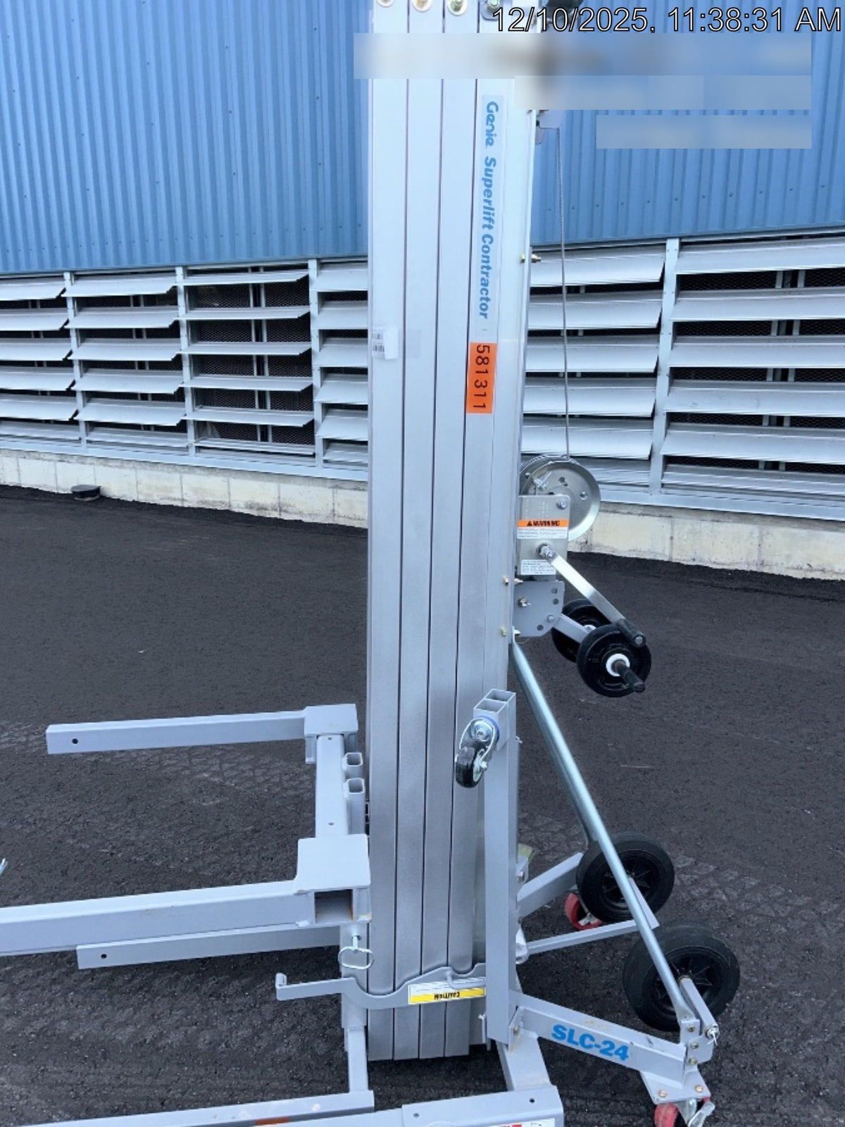 2025 GENIE SLC-24