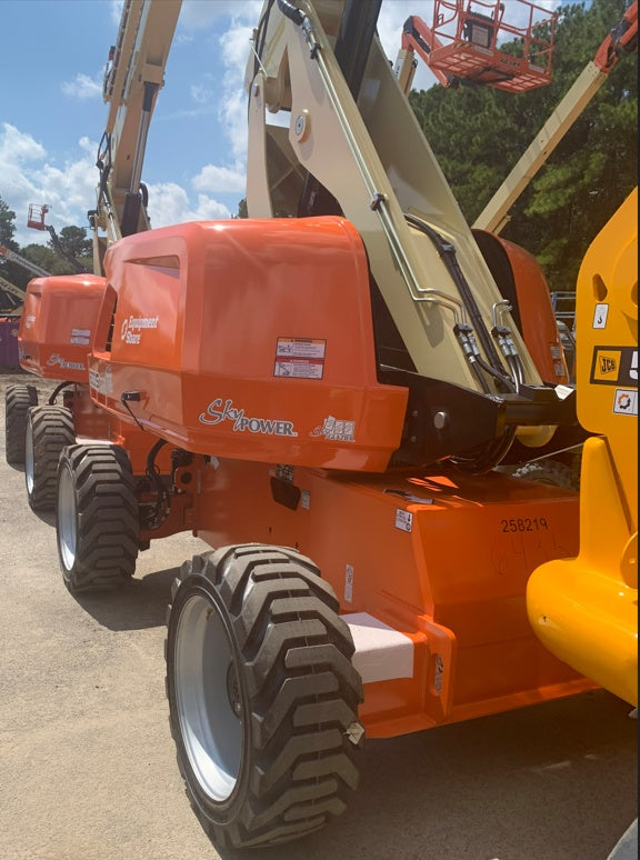 2022 JLG 600S