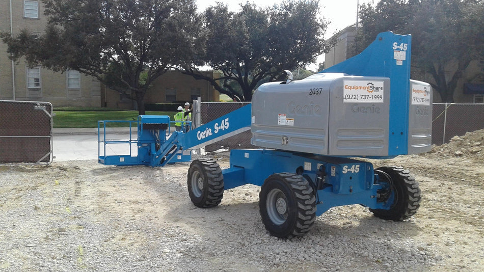 2016 GENIE S-45